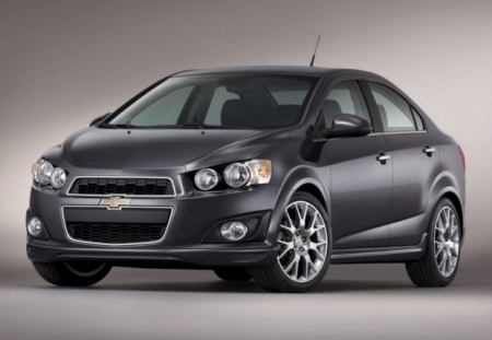 2012 10 31 chevrolet sonic dusk y algunas caracteristicas 1