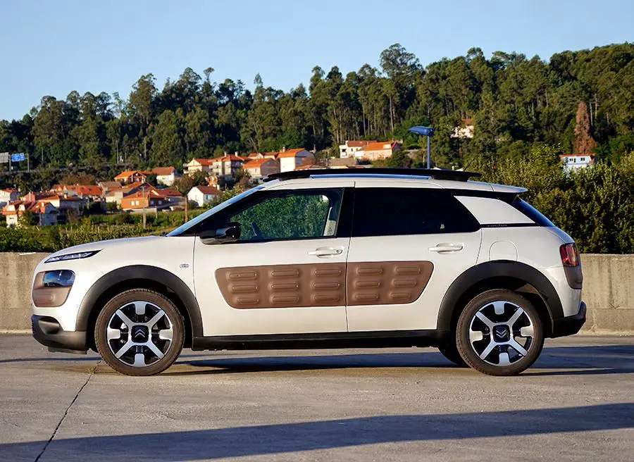 2014 11 05 citroen c4 cactus airflow 2 3