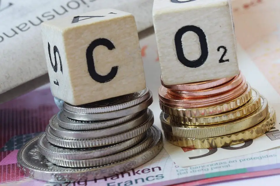 2019 10 11 conoce las multas para los fabricantes que superen la emision de co2 a partir del 2021 1