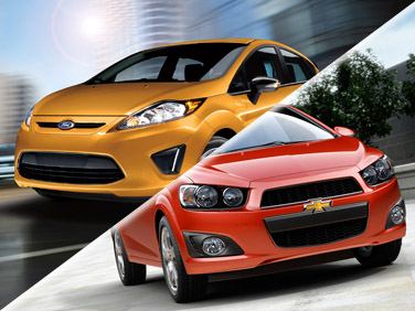 2012 10 30 el nuevo ford fiesta vs el chevrolet sonic cual es mejor 1