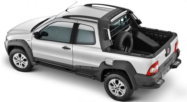 2011 06 17 equipamiento del fiat strada adventure 2011 1