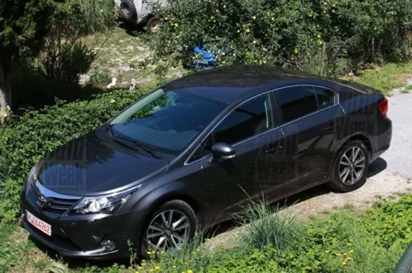 2011 08 09 toyota auris 2012 precios en espana 1