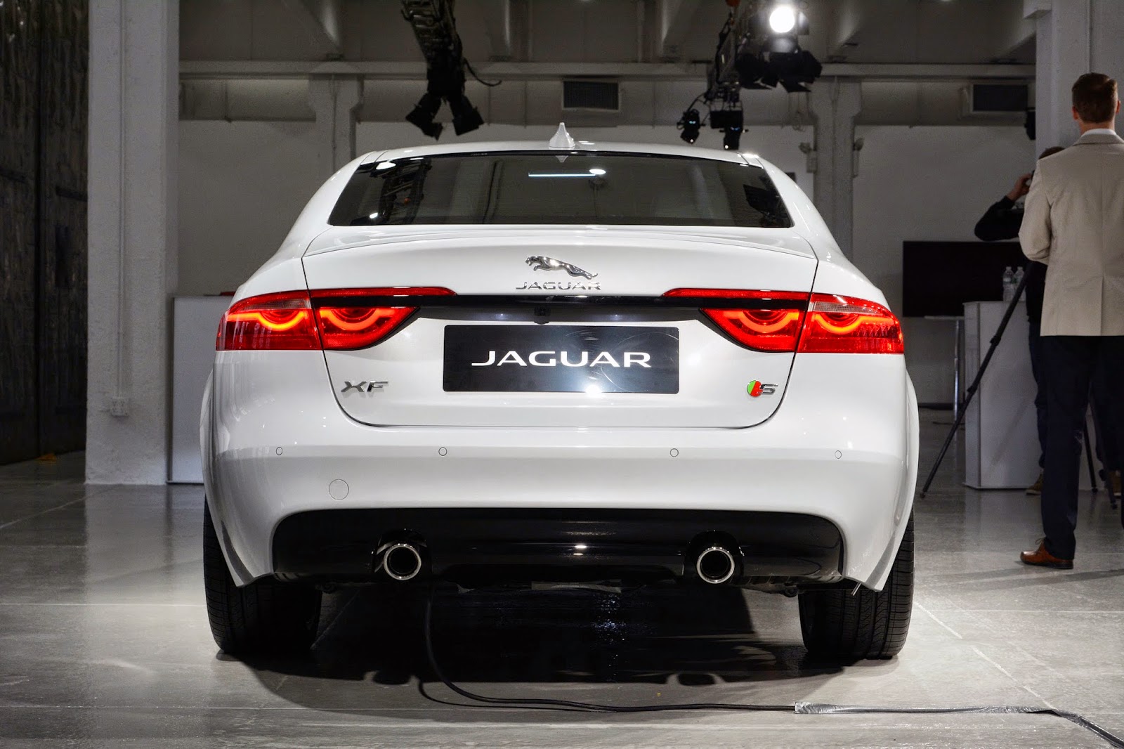 2015 04 08 jaguar xf 2016 6