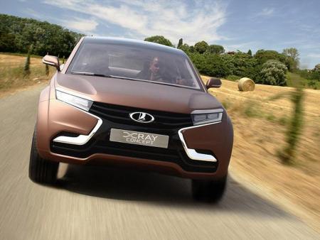 2012 09 11 lada xray se presenta en el salon de moscu 2012 1
