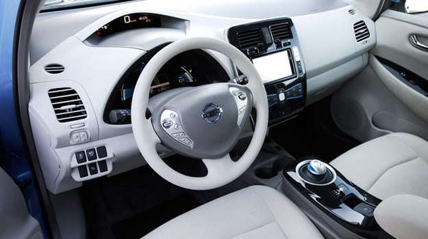 2018 09 10 nissan leaf galardonado con muchos titulos 1