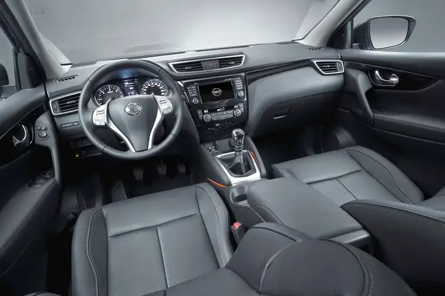 2014 06 16 nissan qashqai 20 l 4 x 4 automatica 4