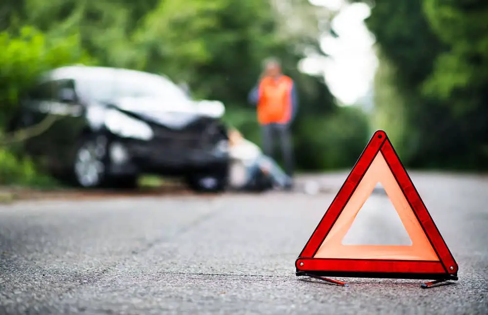 2024 06 18 senalizacion correcta de un accidente como actuar ante un imprevisto 1