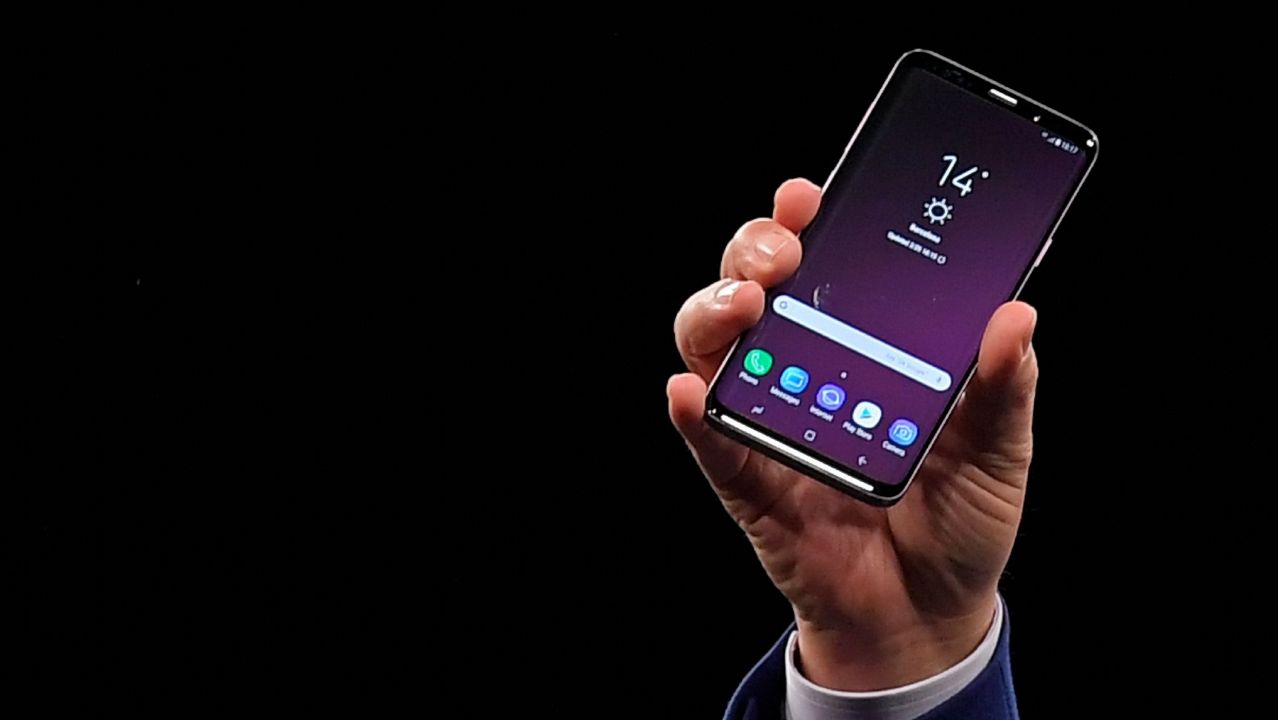 2018 10 10 smartphones y objetos conectados es hora de un seguro 1