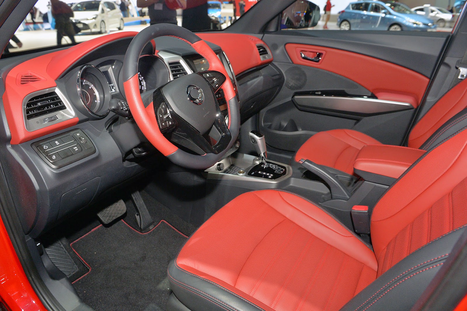 2015 03 27 ssangyong tivoli 3