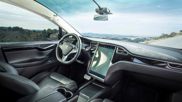 2019 07 08 tecnologia de conduccion autonoma de tesla 1