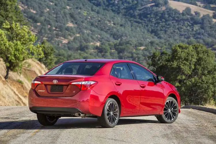 2014 06 06 toyota corolla 18 version 2014 3