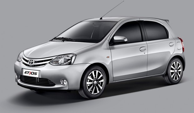 2014 06 24 toyota etios serie especial platinum detalles 1