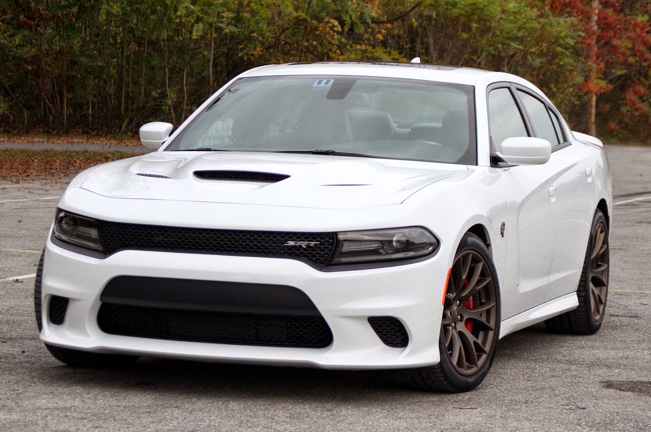 Dodge Charger SRT Hellcat 2015 | Asegurar el Auto